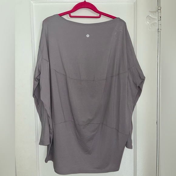 Lululemon Back in Action LS - Picture 3 of 3